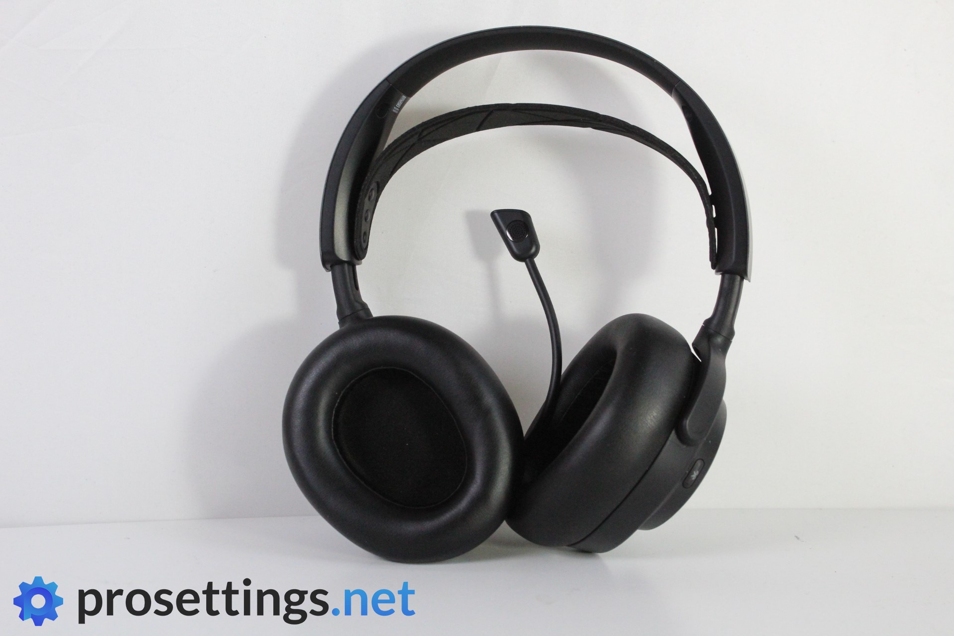SteelSeries Arctis Nova Pro